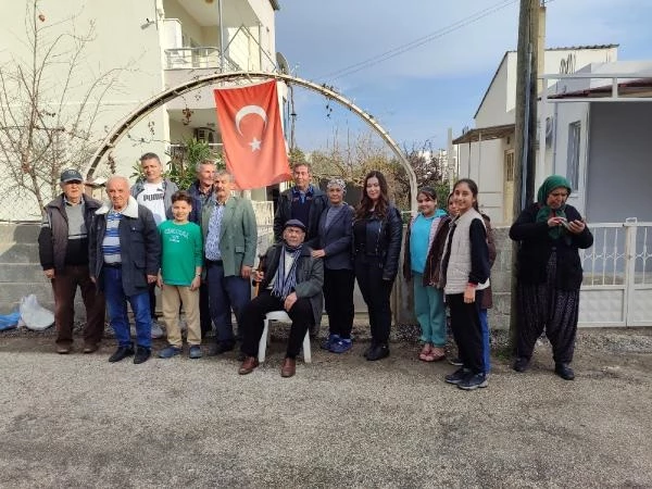 Ailesi İlk Türk astronot Alper Gezeravcı'nın Dünya'ya dönüşünü böyle takip etti