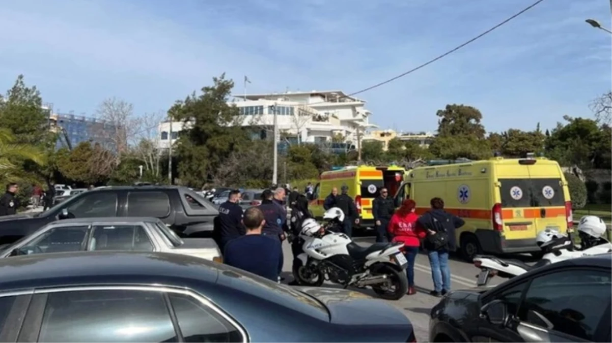 Atina’da 70 yaşındaki saldırgan 3 kişiyi öldürüp intihar etti