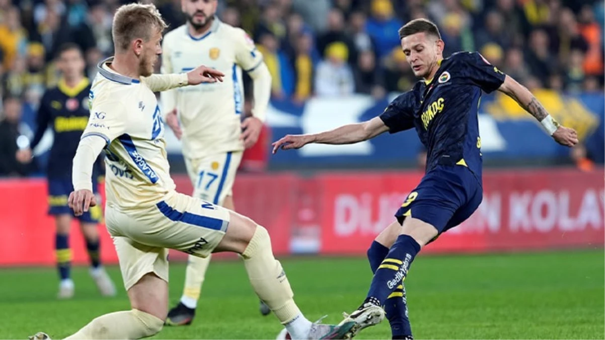 Fenerbahçe, Ankaragücü’ne deplasmanda 3-0 yenilerek Ziraat Türkiye Kupası’ndan elendi