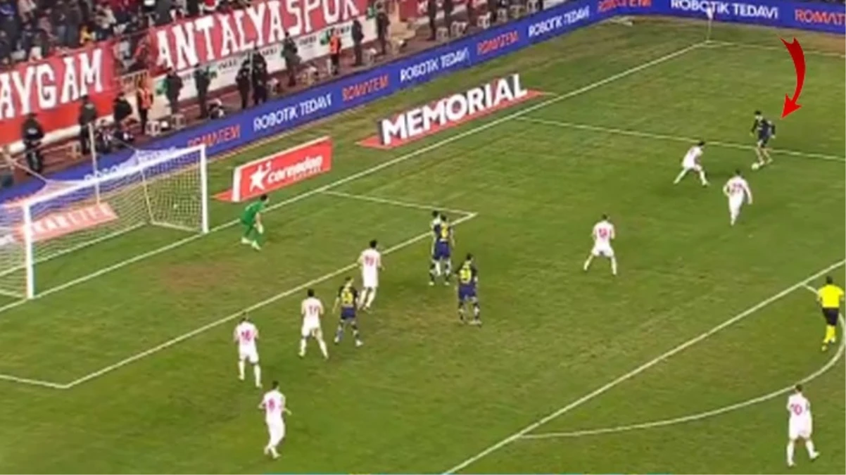 Herkes ağzı açık izledi! Cengiz’in Antalyaspor’a attığı gol çok konuşulur