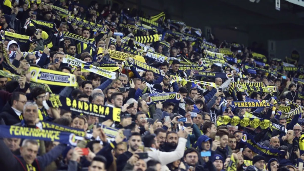 İsmail Kartal’a tepki yağıyor! İşte Fenerbahçe taraftarının istediği teknik direktör