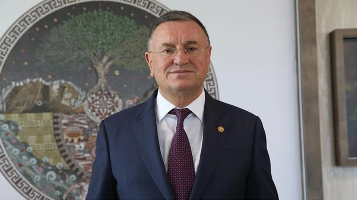 İstifa protestoları sonrası Hatay Büyükşehir Belediye Başkanı Lütfü Savaş’tan ilk açıklama