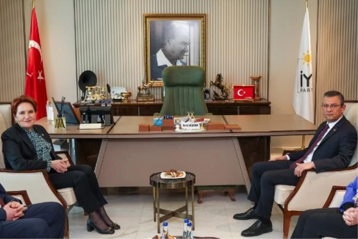 Özgür Özel, Meral Akşener’e taziye ziyaretinde bulundu