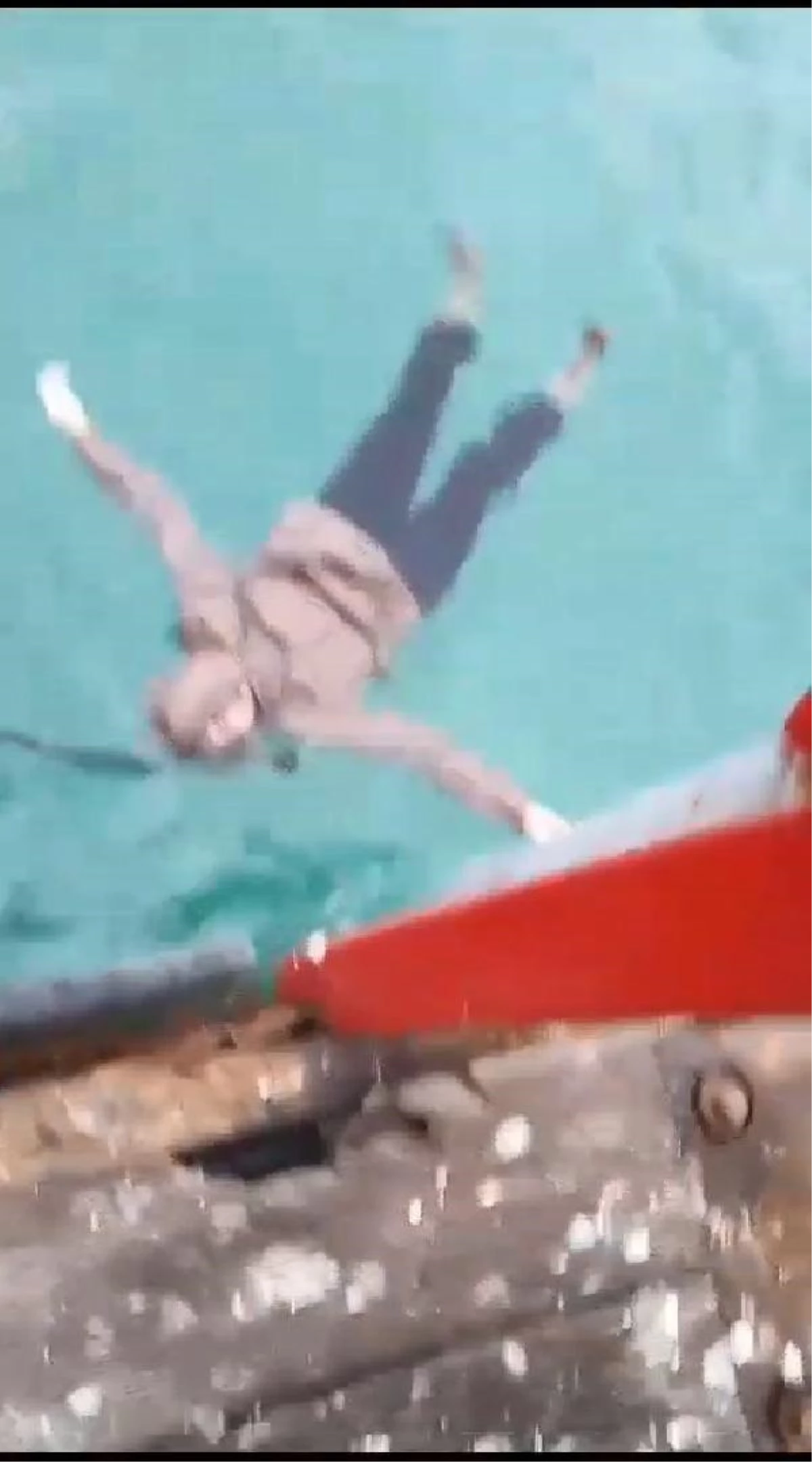 İstanbul’da intihar etmek isteyen kadın, denizden kurtarıldı