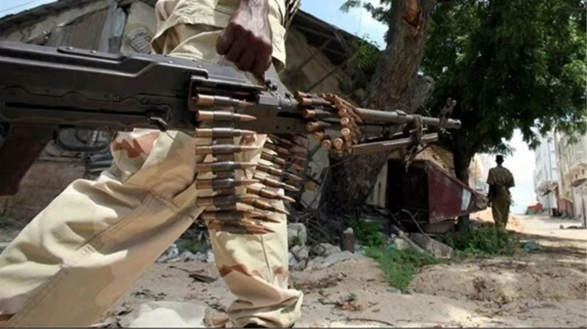 Somali’de askeri kampında ateş açıldı: 5 ölü