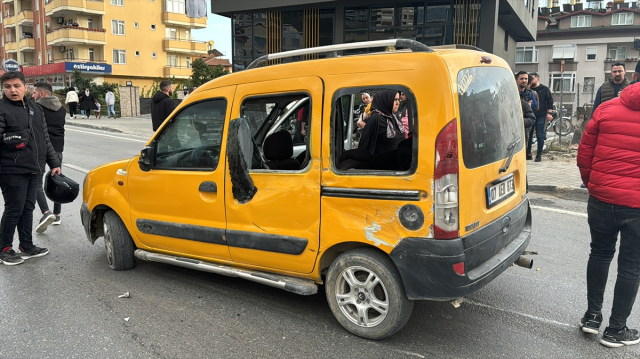 Antalya Alanya'da zincirleme kaza: 2 ölü, 3 yaralı