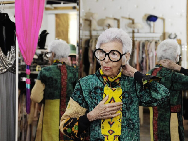 Moda dünyasının efsane ismi Iris Apfel, 102 yaşında hayatını kaybetti