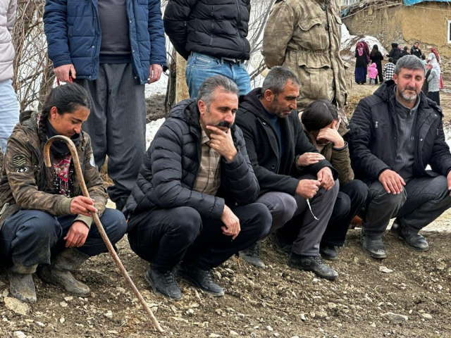 Hakkari Çalımlı mezrası sakinleri, hizmet alamadıklarını söyleyerek köy olana kadar oy vermeyeceklerini açıkladı