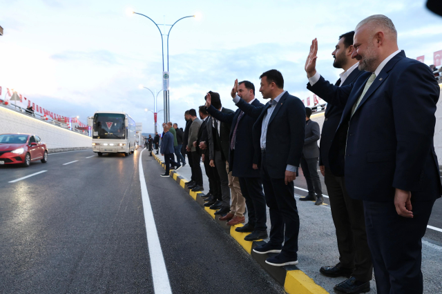 Menemen'e tarihi yatırım! CHP'li Büyükşehir'in yapamadığını AK Partili ilçe belediyesi yaptı