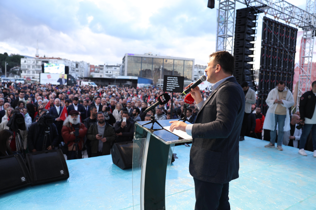 Menemen'e tarihi yatırım! CHP'li Büyükşehir'in yapamadığını AK Partili ilçe belediyesi yaptı