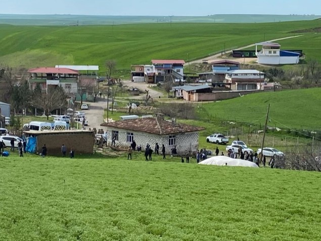 Diyarbakır'da muhtarlık seçimi kavgası: 1 kişi öldü, 11 kişi yaralandı