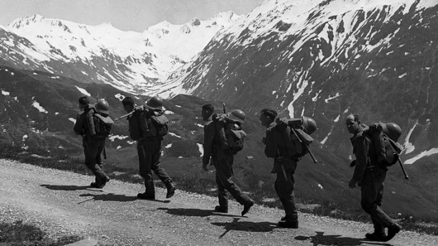 Resmen NATO üyesi oldular! İsveç, 200 yıllık tarafsızlık politikasını neden bitirdi? İşte süreç boyunca yaşananlar