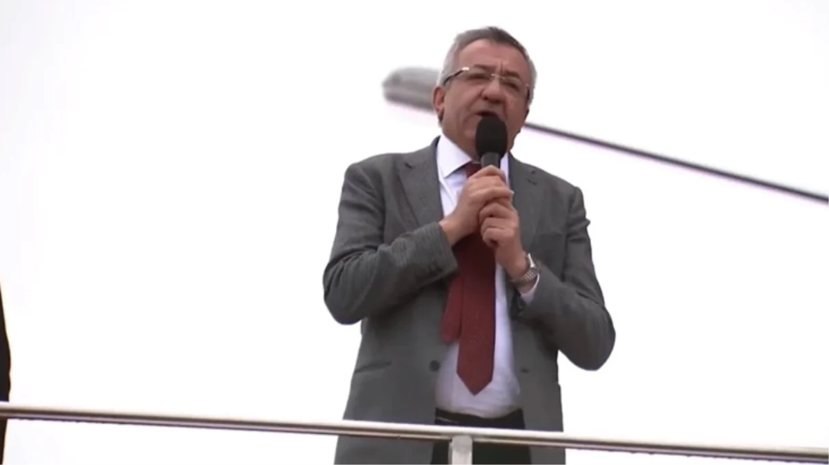 CHP’li vekil Engin Altay, “Benim çırağımdı” diyerek Özgür Özel’i kürsüye çağırdı