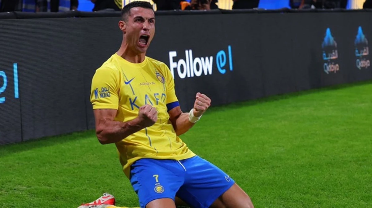 Fiyatı dudak uçuklatıyor! Cristiano Ronaldo 87 milyon liralık yeni arabasıyla görüntülendi