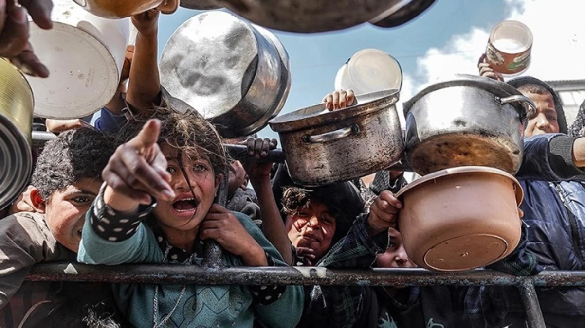 Gazze’de 2 çocuk daha açlıktan hayatını kaybetti