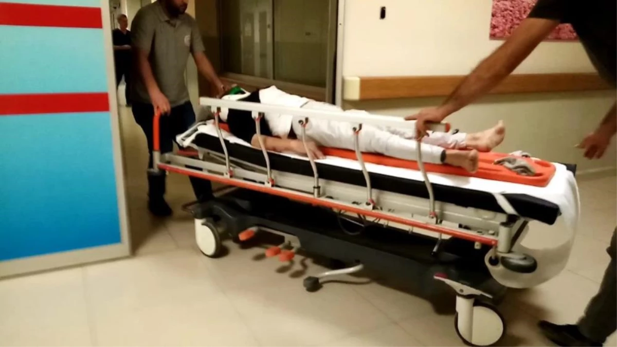 İftar saatini beklerken 2’nci kattan düşerek yaralandı