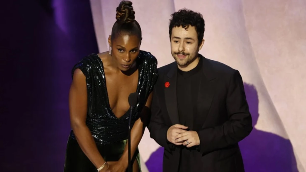 Oscar’a katılan Hollywood oyuncusu Ramy Youssef, Gazze’de ateşkes için çağrıda bulundu