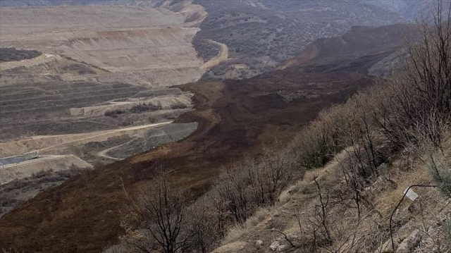 Erzincan İliç'teki maden kazasında heyelan altında kalan 9 işçiden 1'inin cansız bedenine ulaşıldı