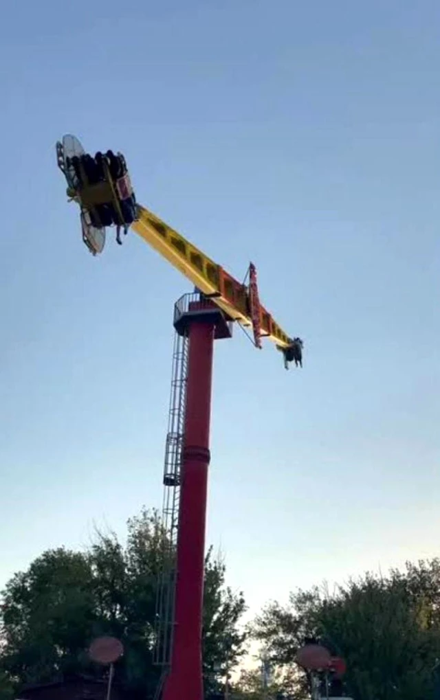 Ankara'da lunaparkta çalışan 16 yaşındaki gence oyun aracı çarptı