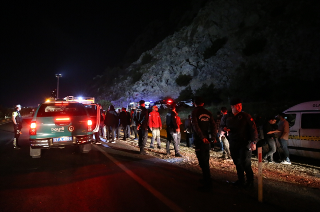 Facianın boyutu görüntülere yansıdı! Antalya'daki teleferik kazasında kurtarma çalışmaları sürüyor