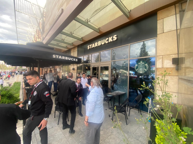 Kahramanmaraş'ta Starbucks'a pompalı tüfekli saldırı