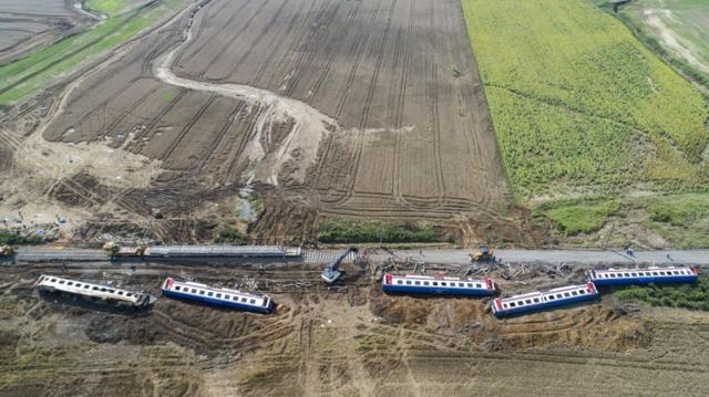 CHP lideri Özel, Çorlu tren kazası davasını izleyecek: Yavruların hakkına girenlerin peşini bırakmam