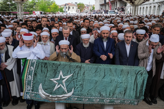 İsmailağa Cemaati'nin yeni lideri belli oldu