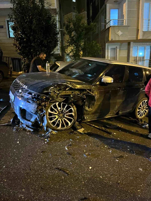 Mahalledeki 14 aracı biçti! Şoka giren sürücüyü sarhoş sanıp linç ettiler