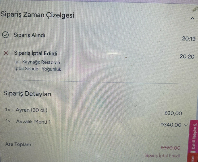 Çok sayıda kuryenin aynı anda sipariş getirdiği adreste oturan işletmeci sessizliğini bozdu