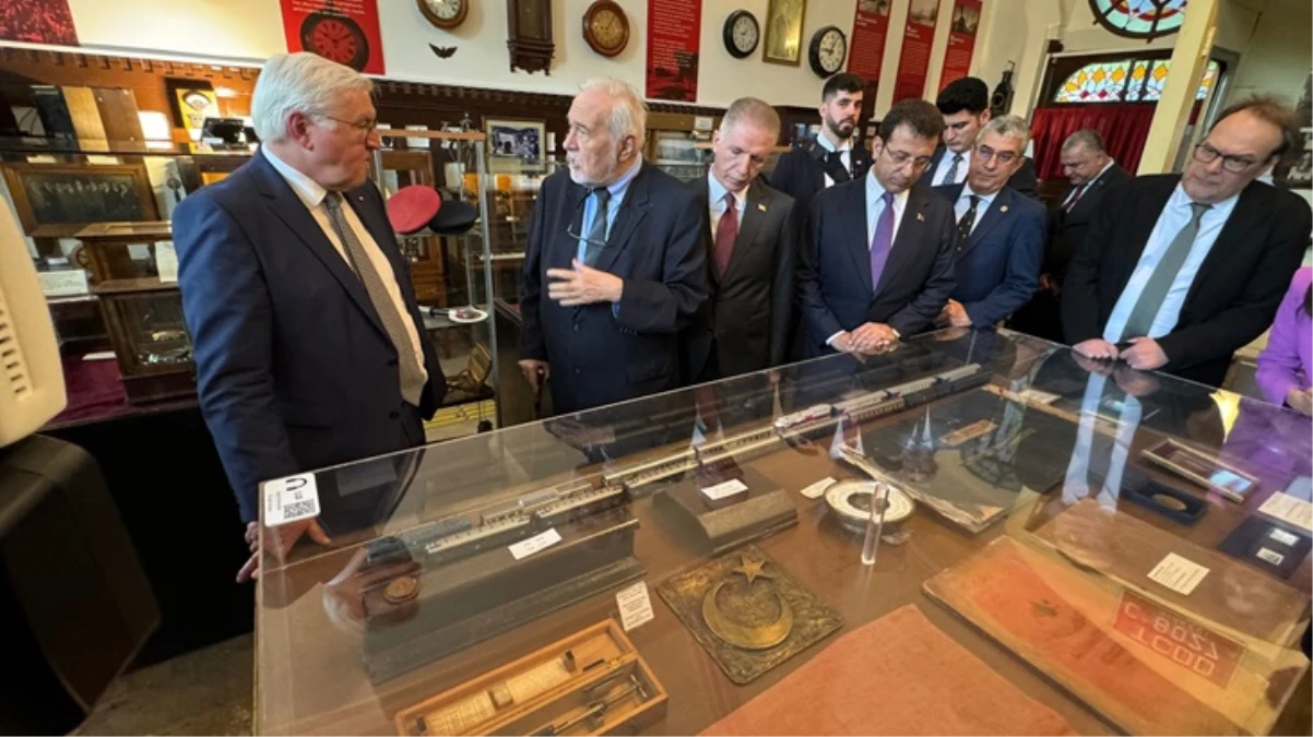 Steinmeier önce İlber Ortaylı’yla müze gezdi, sonra Boğaz Turu yaptı