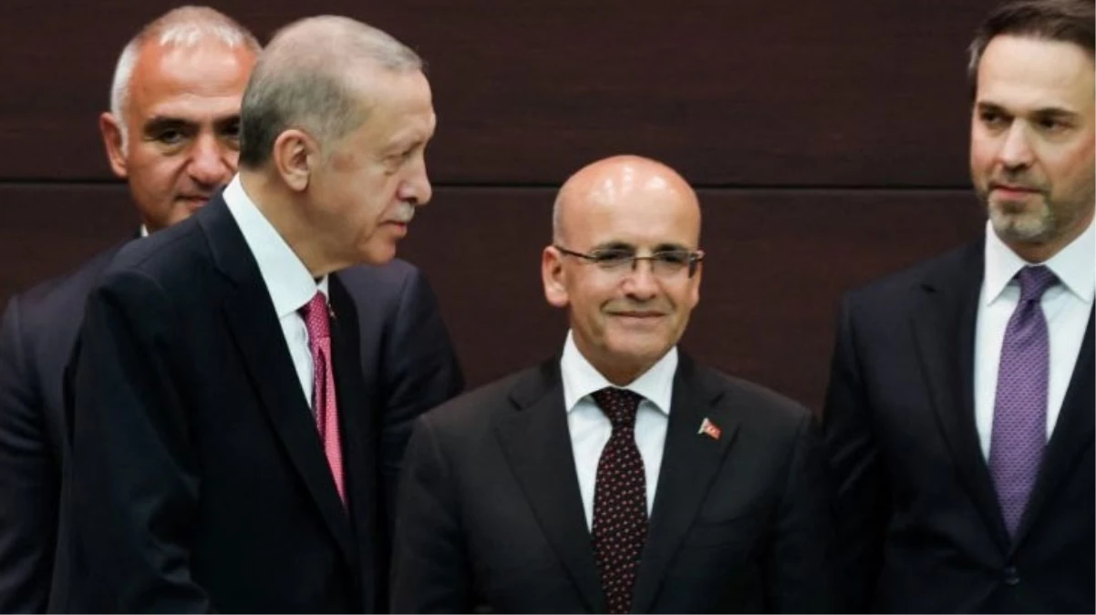 Cumhurbaşkanı Erdoğan’la aralarında kriz mi var? Bakan Şimşek’ten dedikoduları bitiren sözler