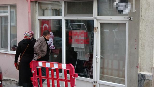 Kütahya'da berbere düzenlenen silahlı saldırıda 2 kişi öldürüldü