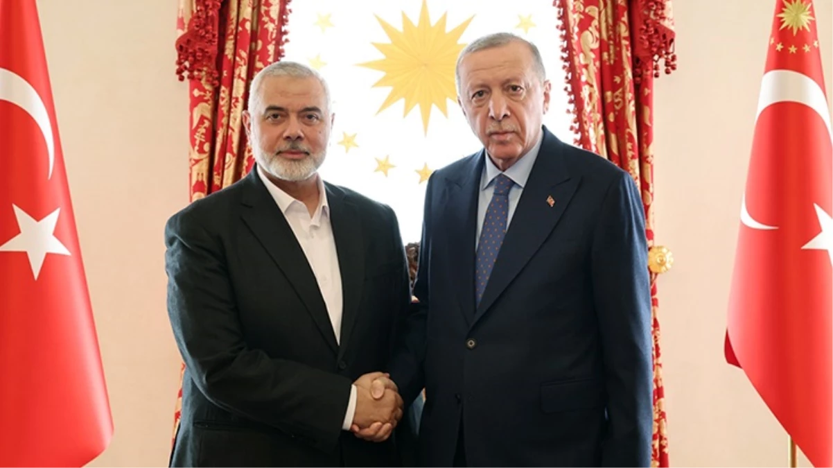 Cumhurbaşkanı Erdoğan’ın Dolmabahçe’de Heniyye ile görüşmesi dünya basınında