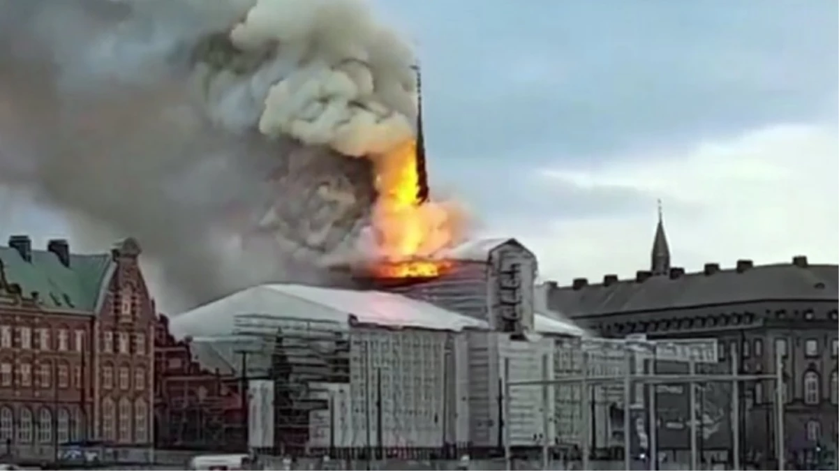 Danimarka’da tarihi borsa binası alevlere teslim oldu