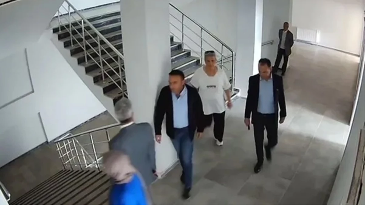 DBP İl Başkanı, belediye binasında Cumhurbaşkanı Erdoğan’ın fotoğrafını indirilmesini istedi, olayla ilgili soruşturma başlatıldı