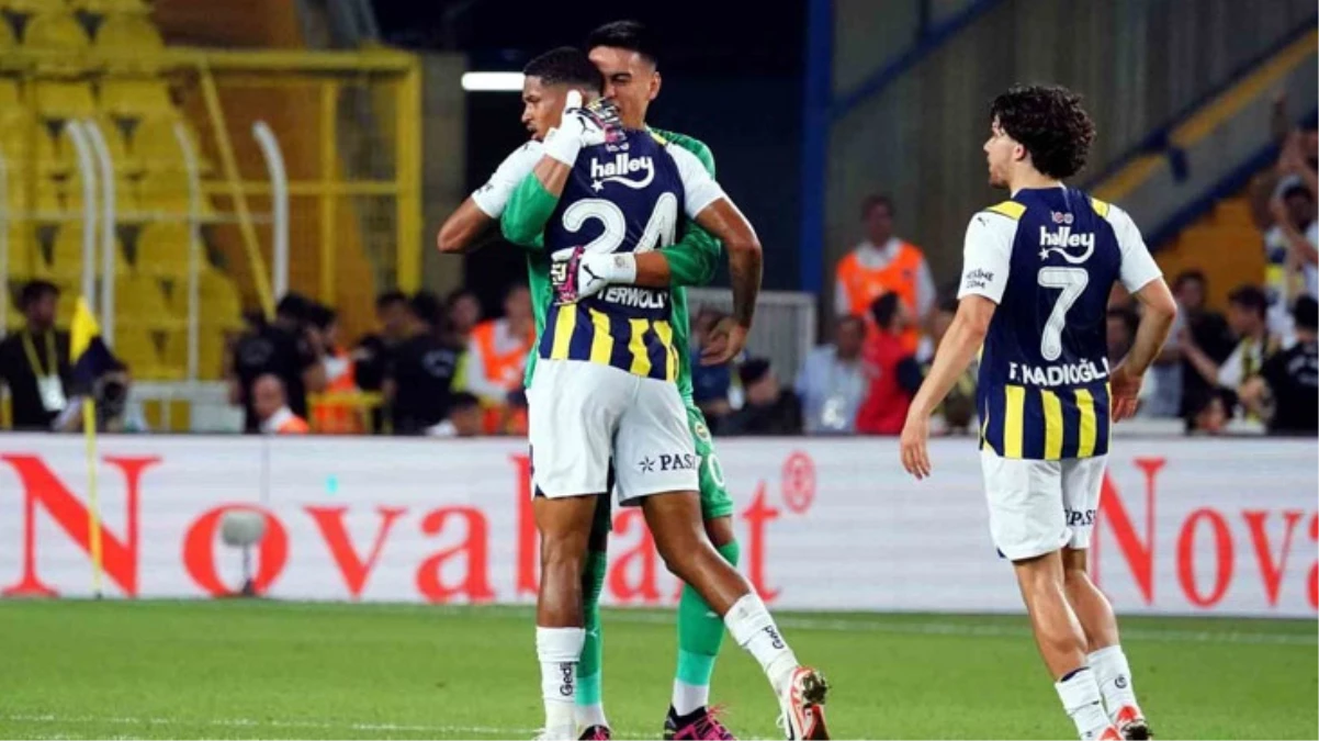 Fenerbahçe’yi yıkan haber! Oosterwolde sezonu kapattı
