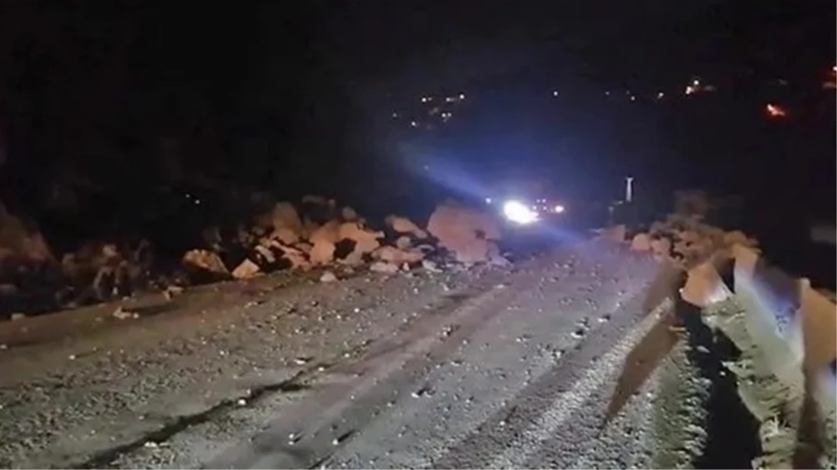 İstanbul Gaziosmanpaşa’da toprak kayması! 14 ev etkilendi, 70 kişi tedbir amaçlı tahliye edildi