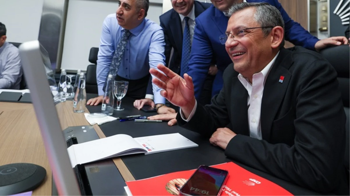 Özel’in yüzünü güldüren harita! CHP 420 belediye başkanlığı kazanmayı başardı