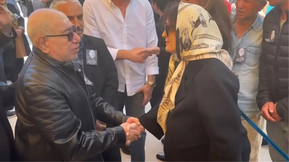 Türker İnanoğlu son yolculuğuna uğurlandı! Gülşen Bubikoğlu ve İlyas Salman’ın diyaloğu dikkat çekti