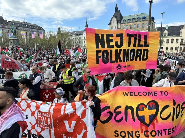 İsveç'te on binlerce kişi, İsrail'in Eurovision Şarkı Yarışması'na katılımını protesto etti