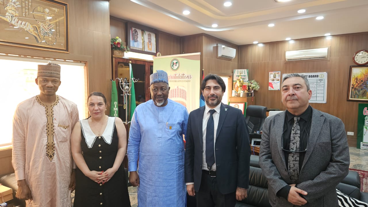 Türk Sağlık Sektörünün Nijerya Ziyareti: İşbirliği ve Sağlıkta Yenilik