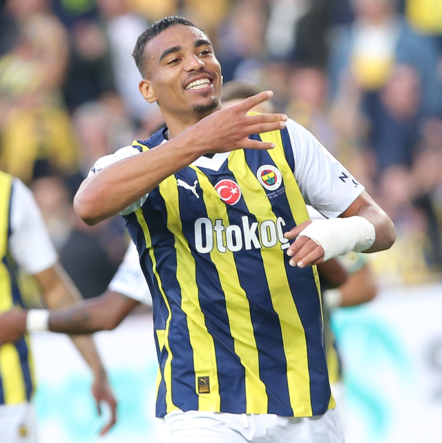 Şampiyonluk yarışı alev alev! Fenerbahçe, Kayserispor'u 3-0 yendi