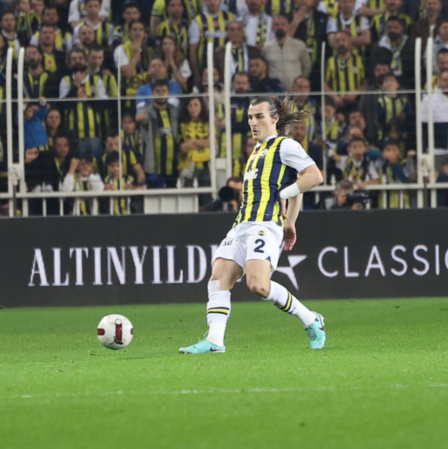 Şampiyonluk yarışı alev alev! Fenerbahçe, Kayserispor'u 3-0 yendi