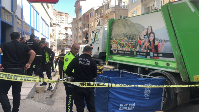 Bursa'da yaşlı kadın çöp kamyonunun altında kalarak hayatını kaybetti