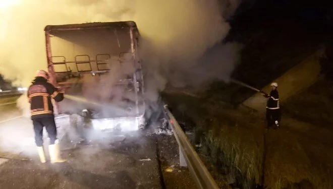 Bolu-Ankara Yolunda Yolcu Otobüsünde Yangın Çıktı