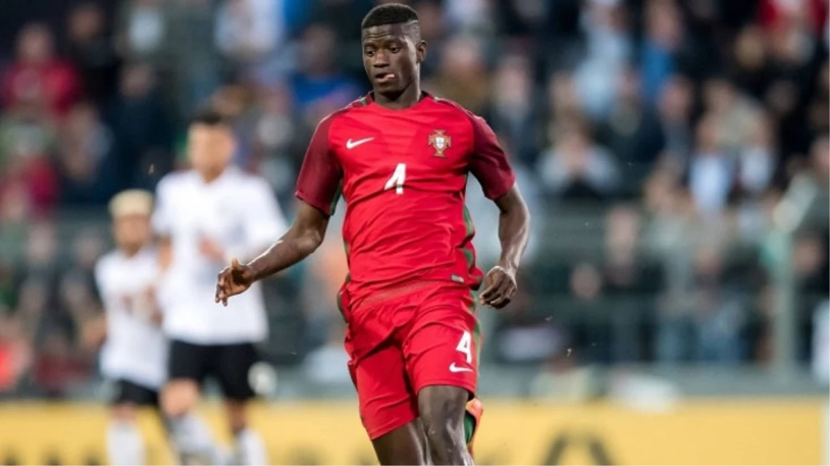 Trabzonspor’da da forma giydi! Edgar Le, kendi yerine kardeşini oynatmış