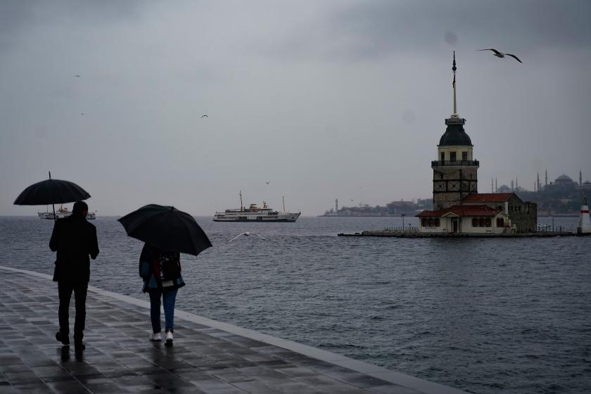 İstanbul İçin Meteoroloji’den Sağanak Yağış Uyarısı!