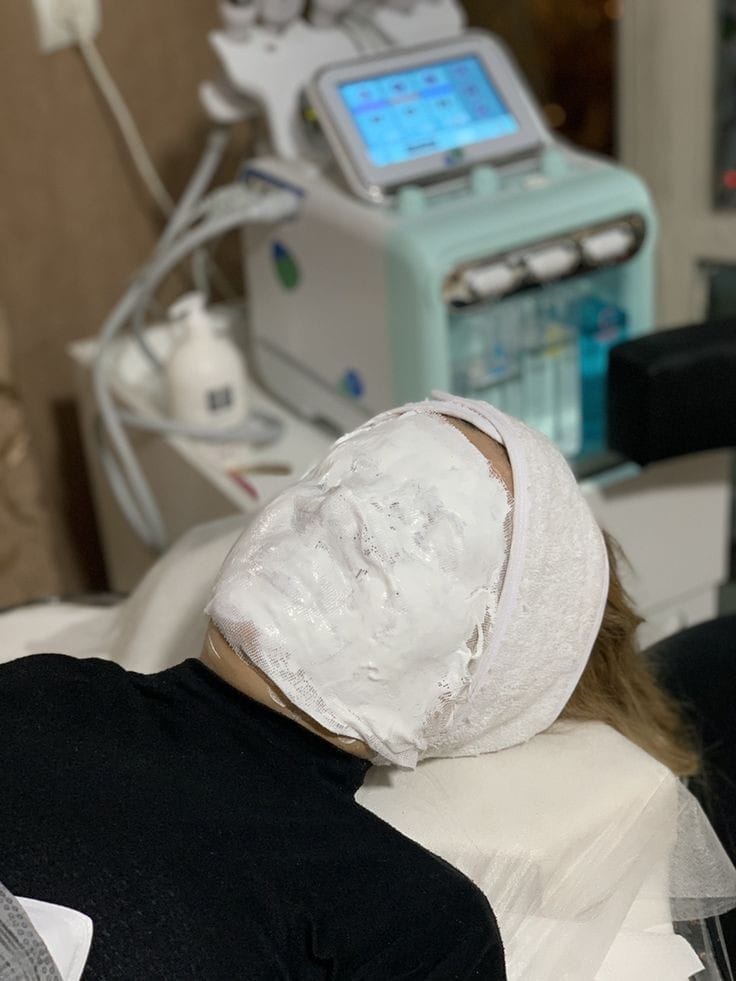 Sahra Eruflas Beauty Center: Güzellikte Uzmanlık