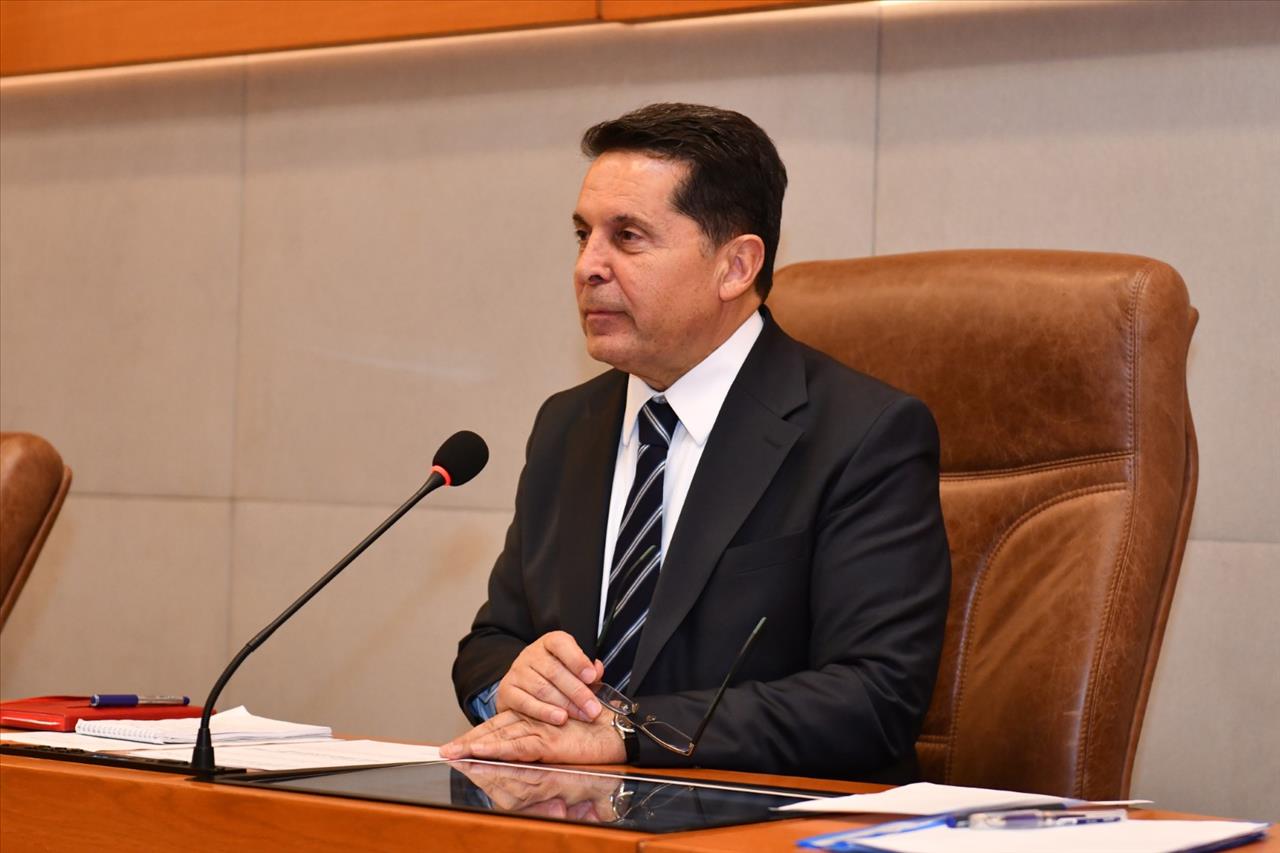 Esenyurt Belediye Başkanı Ahmet Özer’e Terör Suçlamasıyla Gözaltı