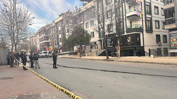 İstanbul Beylikdüzü’nde El Bombası Paniği: Çevrede Güvenlik Önlemleri Alındı